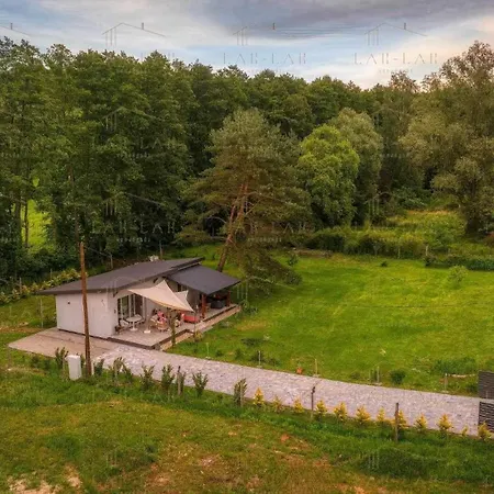 Lak-lak Vendeghaz Apartament *